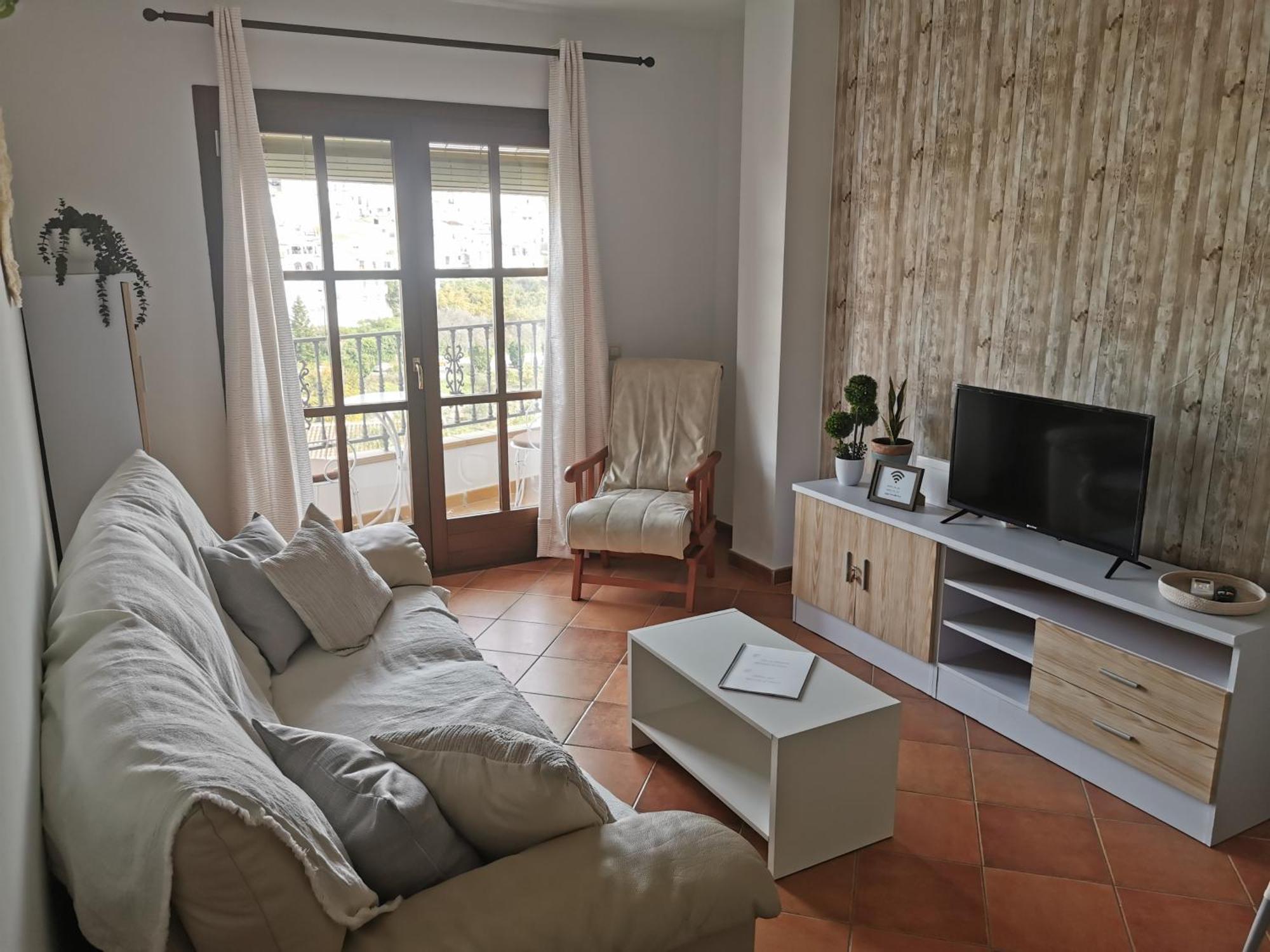 Apartamento Maria Platero Centrico Y Con Las Mejores Vistas Del Casco Antiguo La Montana Y El Mar Mediterraneo Frigiliana Luaran gambar